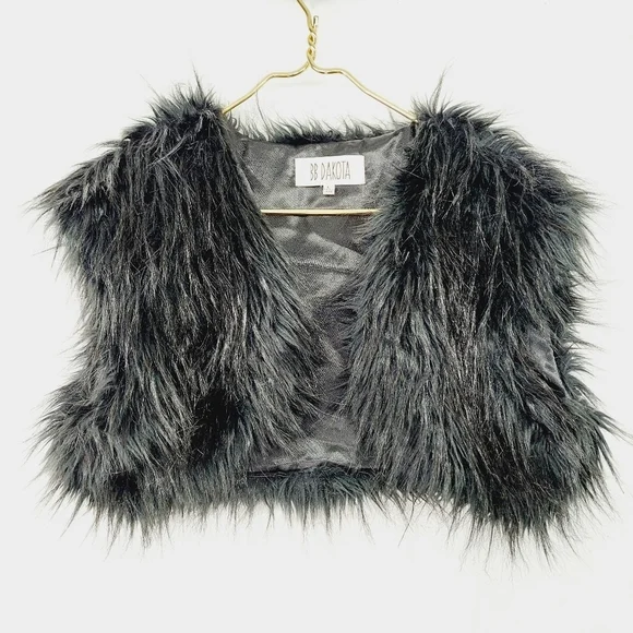 BB Dakota Cruz Black Faux Fur Overcoat Soft Chick Crop Vest P2858 - Picture 2 of 6